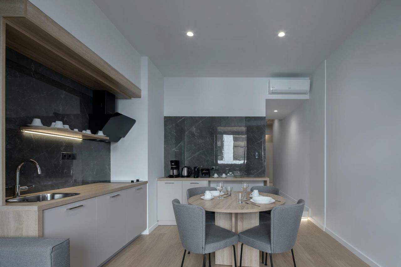 Deluxe Family Suite